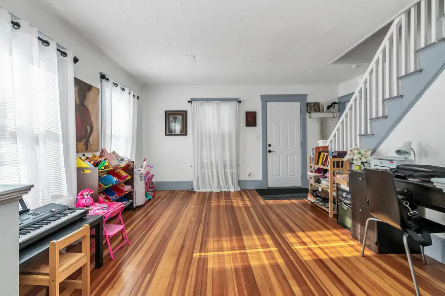 10 Millville Street, Salem, NH 03079 - Image #3