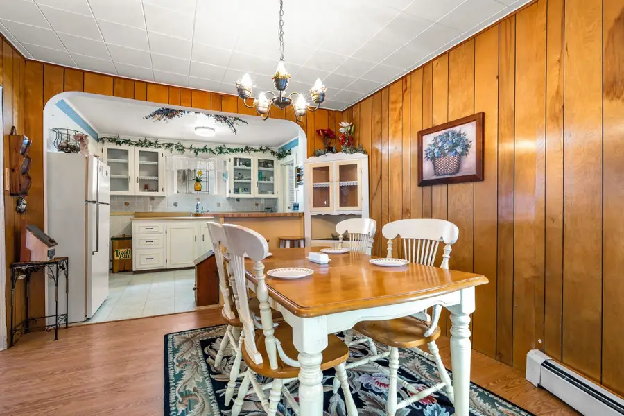 13 2nd Street, Gorham, NH 03581 - Image #3