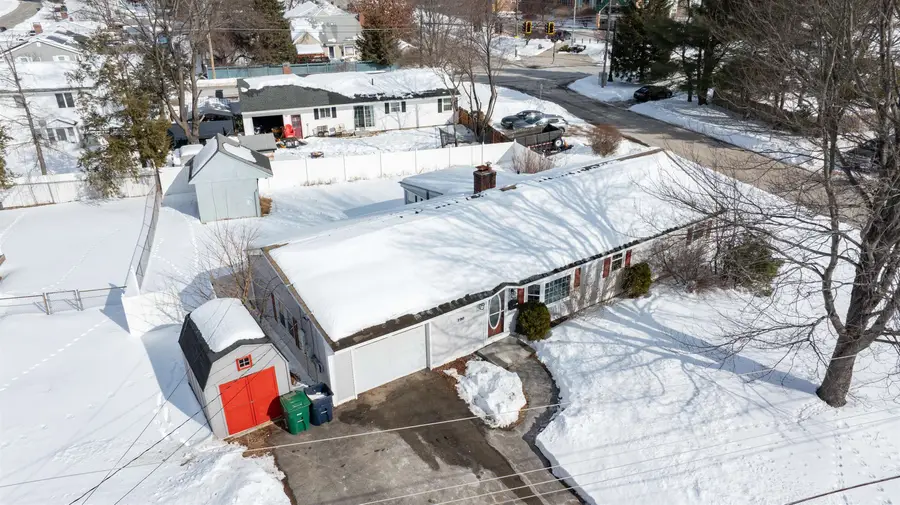 190 Knollwood Avenue, Nashua, NH 03060 - Image #2