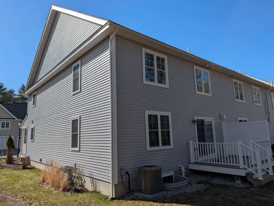 264 Woodview Way, Manchester, NH 03102 - #3