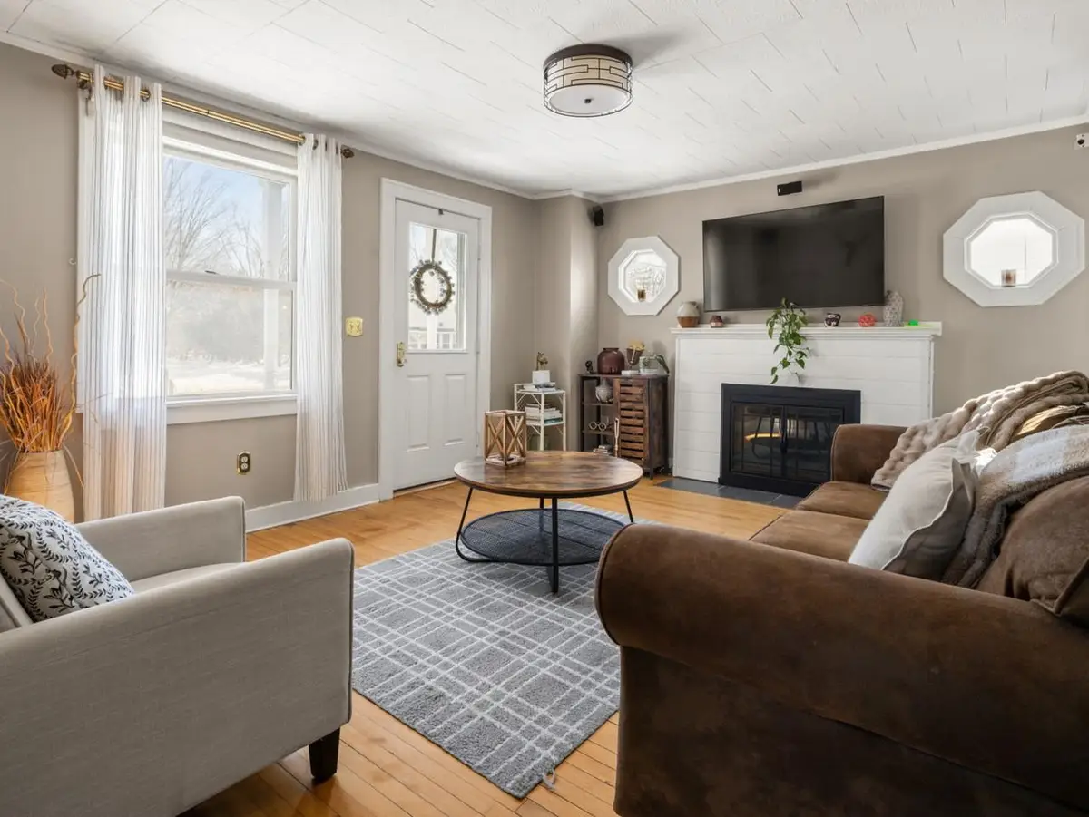 1016 Main Street, Colchester, VT 05446 - #1