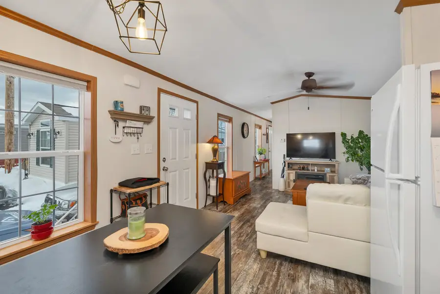 66 Brookwood Drive, Salem, NH 03079 - Image #3