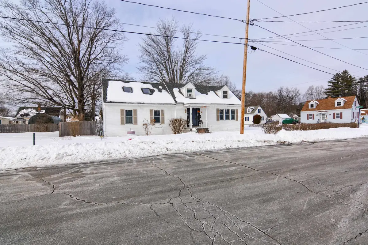 8 Lindy Avenue, Claremont, NH 03743 - #1