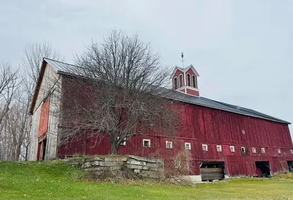 762a McLaren Hill Road, Barnet, VT 05821