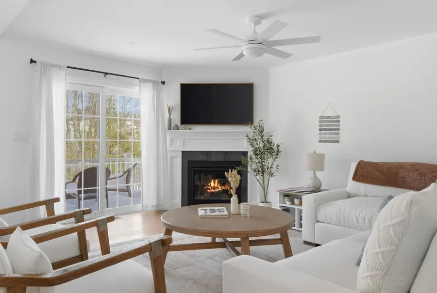 25 Forestedge Way, Manchester, NH 03102 - #3