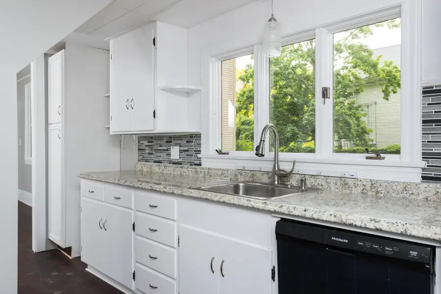 137 locust Street, Dover, NH 03820 - #3