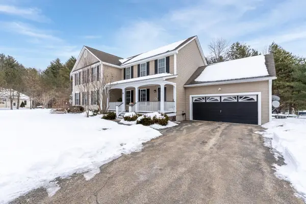 8 Snowdrop Lane, Litchfield, NH 03052
