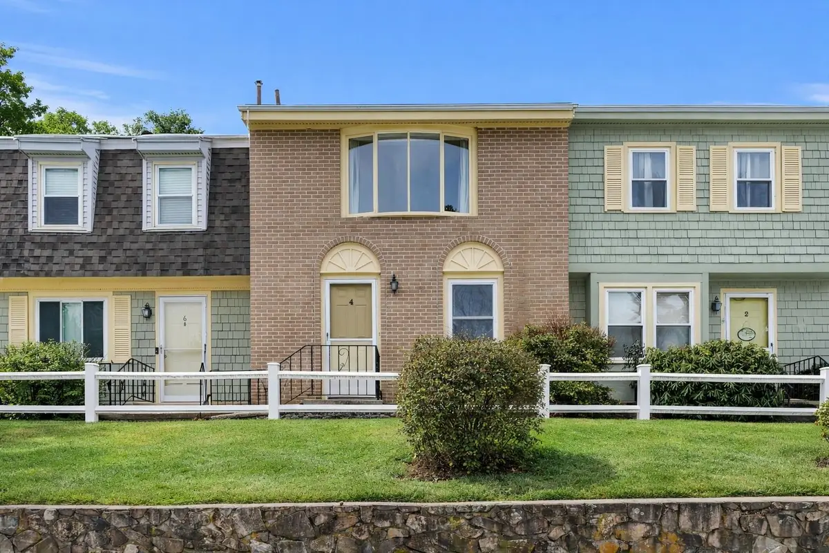 4 Gunstock Ridge, Merrimack, NH 03054 - #1