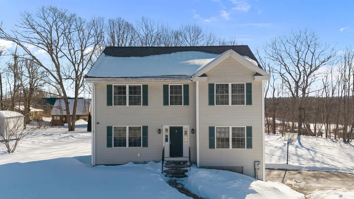 7 Lincoln Lane, Chester, NH 03036 - #1
