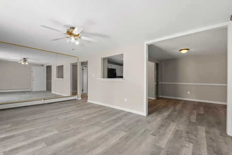 80R English Village Road #302, Manchester, NH 03102 - #2