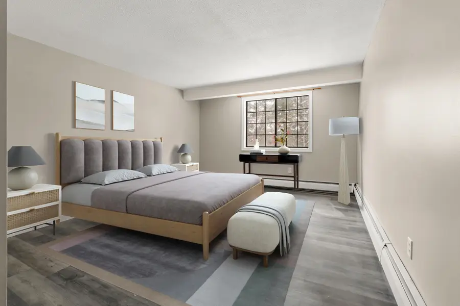 80R English Village Road #302, Manchester, NH 03102 - #3