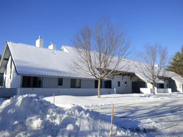 185 Village Green Drive #8F, Stowe, VT 05672