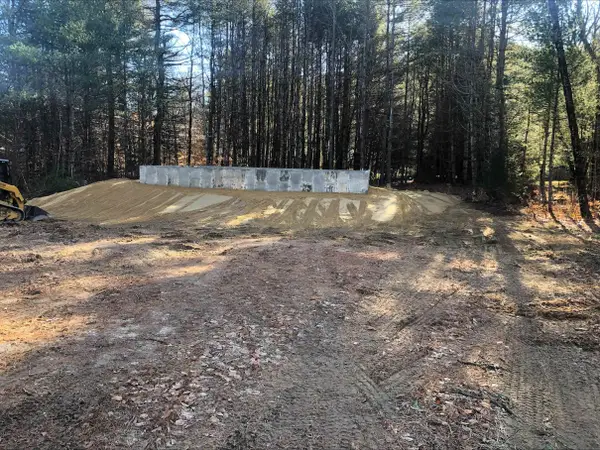 498 Whittier Road, Tamworth, NH 03886