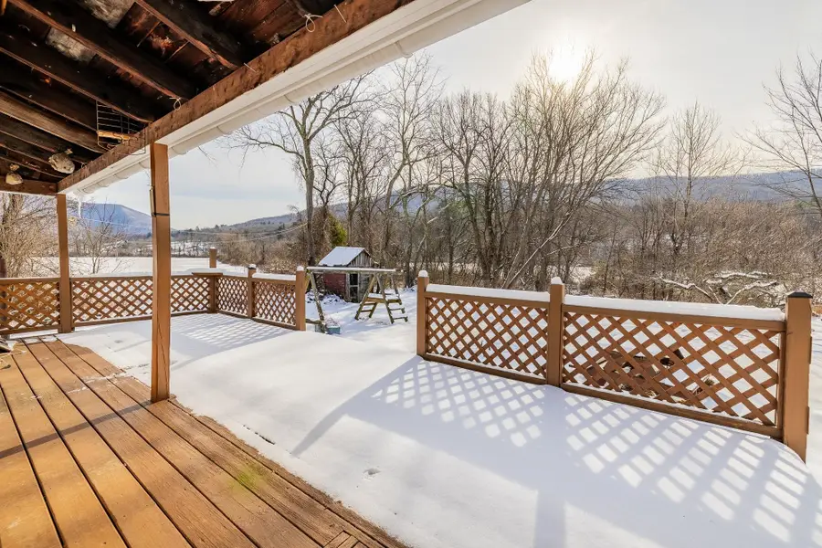 4991 VT Route 313, Arlington, VT 05250 - #2