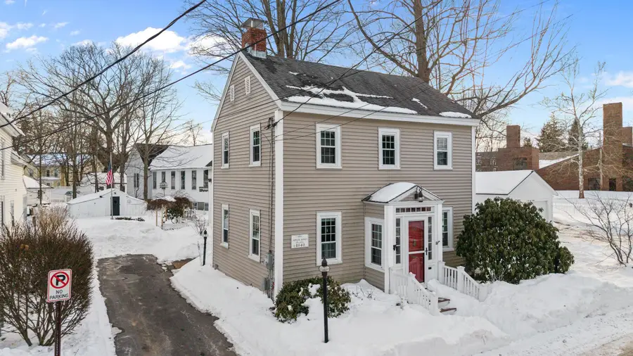 10 Maple Street, Exeter, NH 03833 - #3