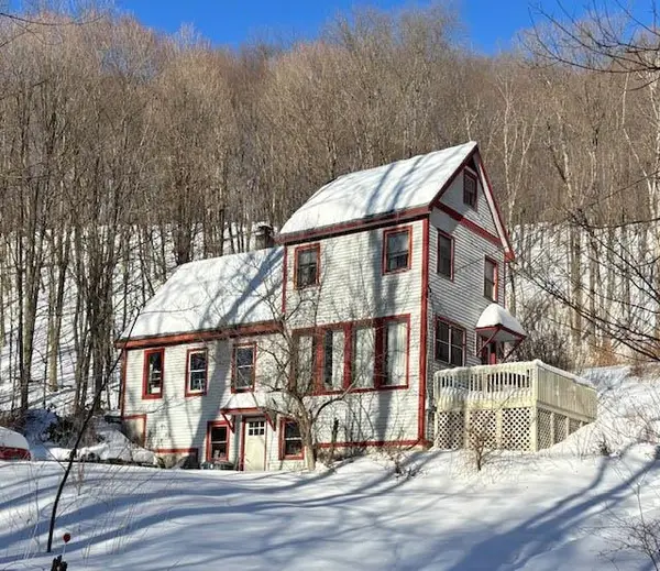 272 South Goddard Hill Road, Westminster, VT 05158