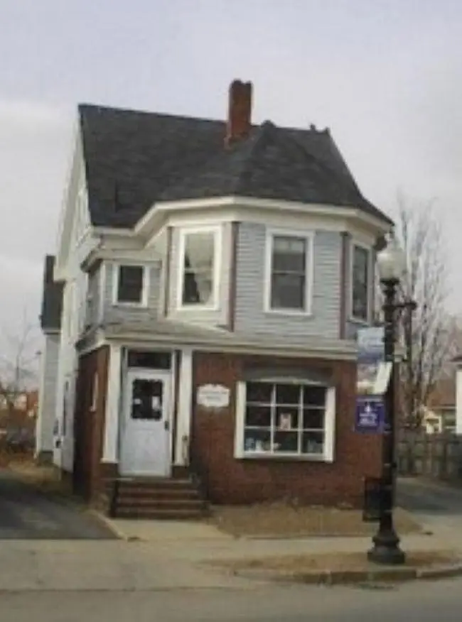 18 Wakefield Street, Rochester, NH 03867 - #1