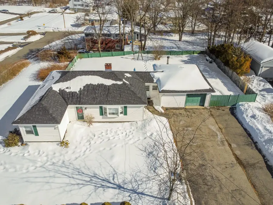 7 Benning Street, Salem, NH 03079 - #3