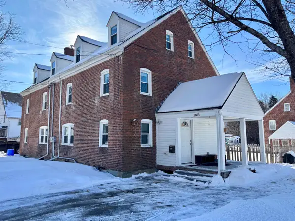 18 Beech Street, Newmarket, NH 03857