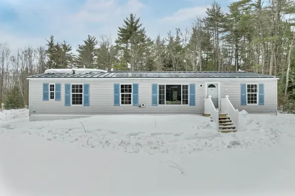 146 Old Bennington Road, Greenfield, NH 03047