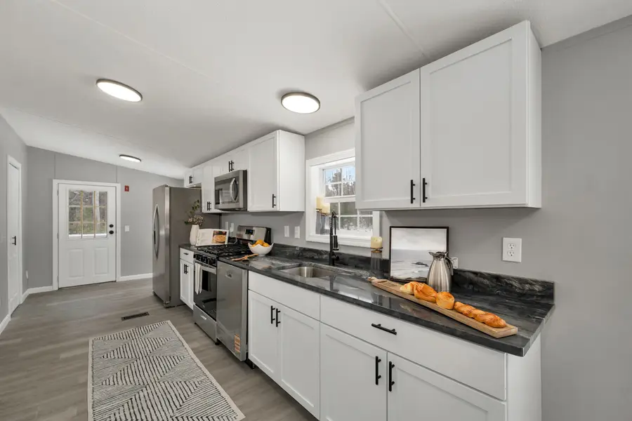 146 Old Bennington Road, Greenfield, NH 03047 - #2