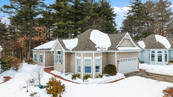 10 Houston Drive, Nashua, NH 03062