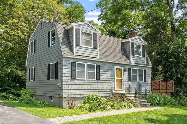 106 N Lowell Road, Windham, NH 03087