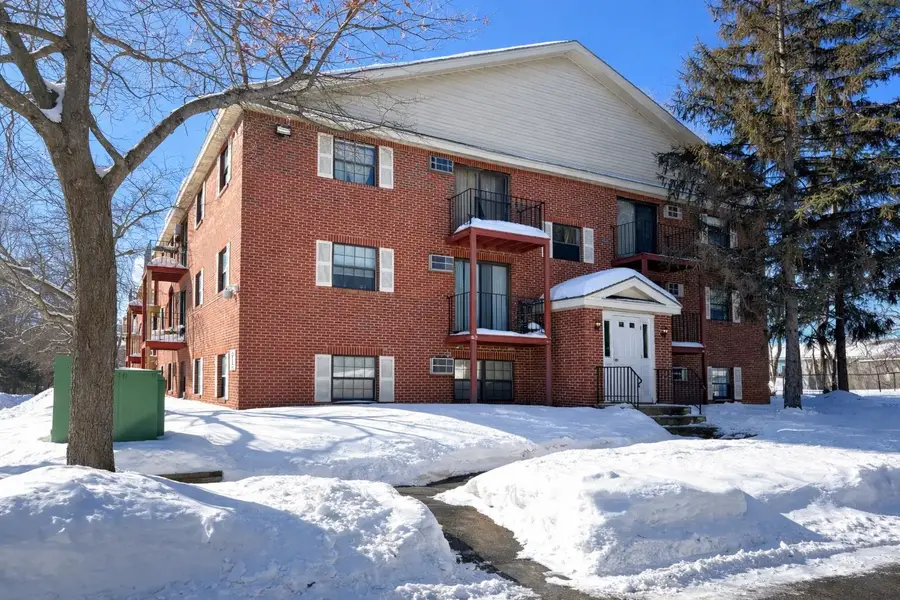 12 East Side Drive #11, Concord, NH 03301 - #2