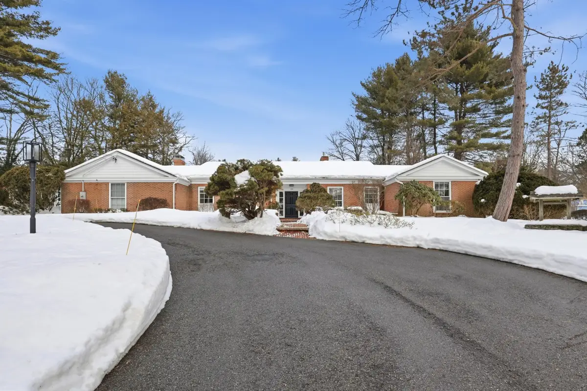 120 Ledgewood Road, Manchester, NH 03104 - #1