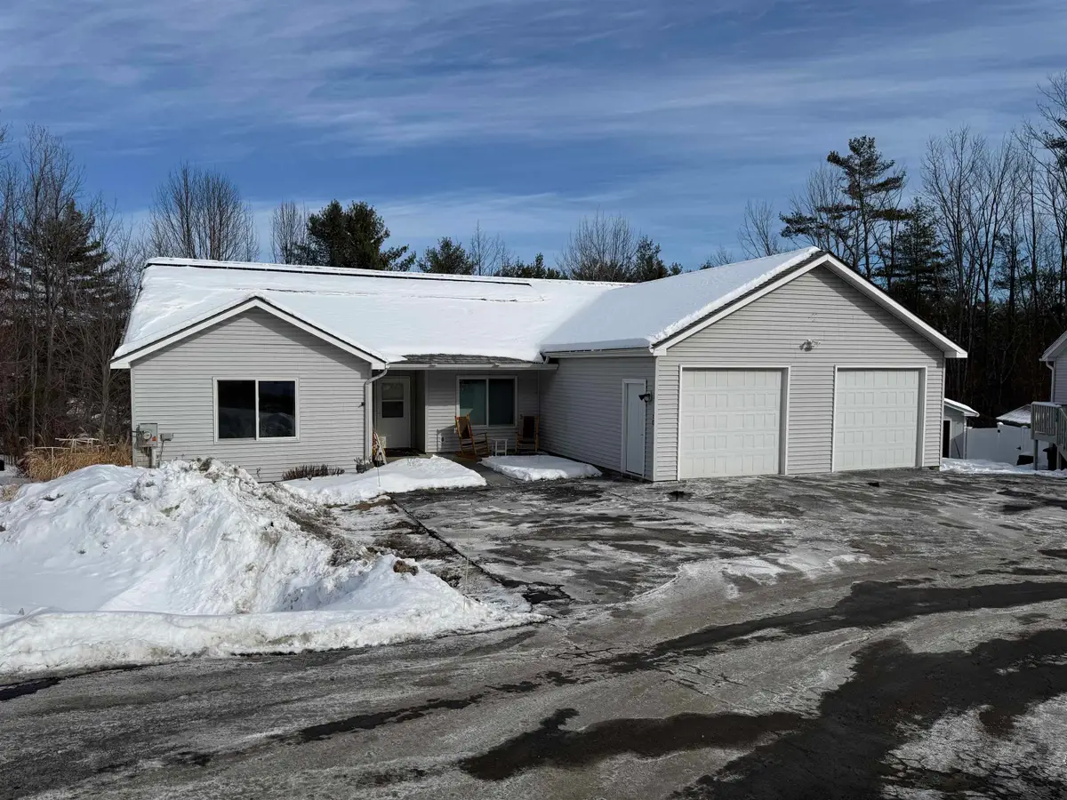 10 Vermont Drive, Wilder, VT 05001 - #1