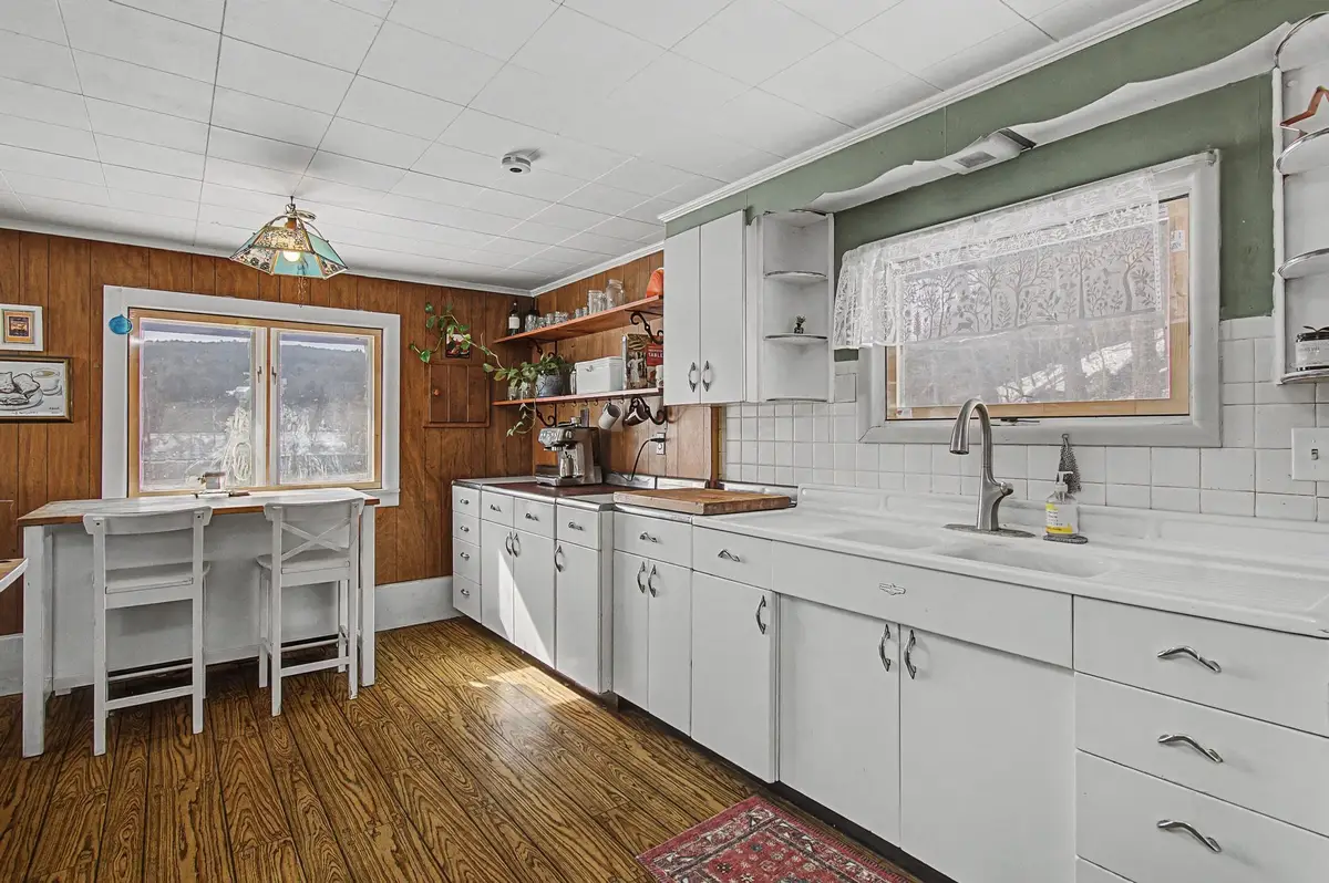 422 US Route 2, Middlesex, VT 05602 - #1