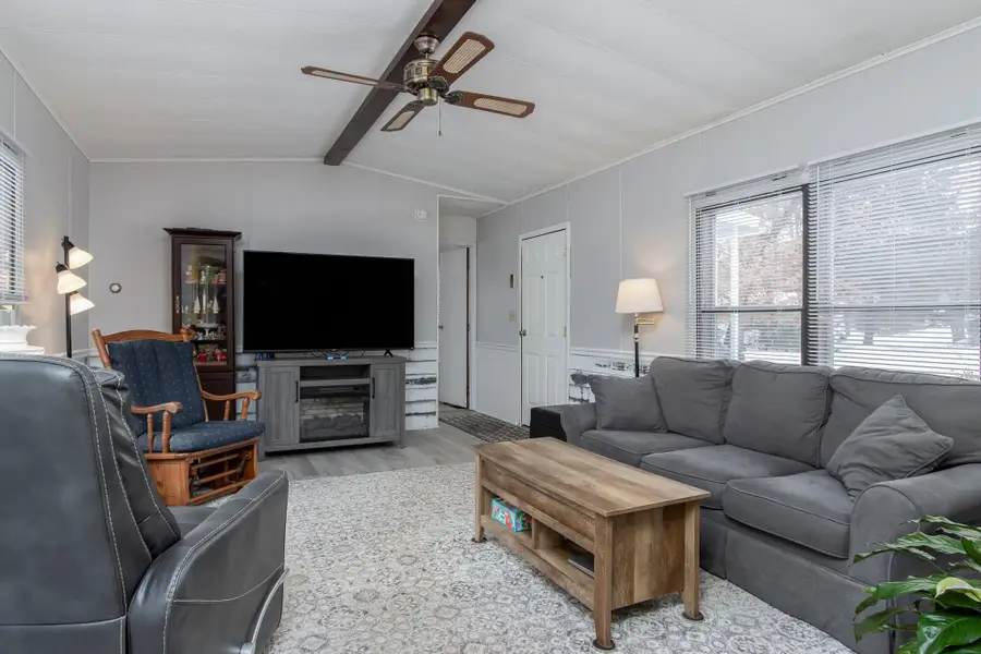 25 Village Drive, Raymond, NH 03077 - #2