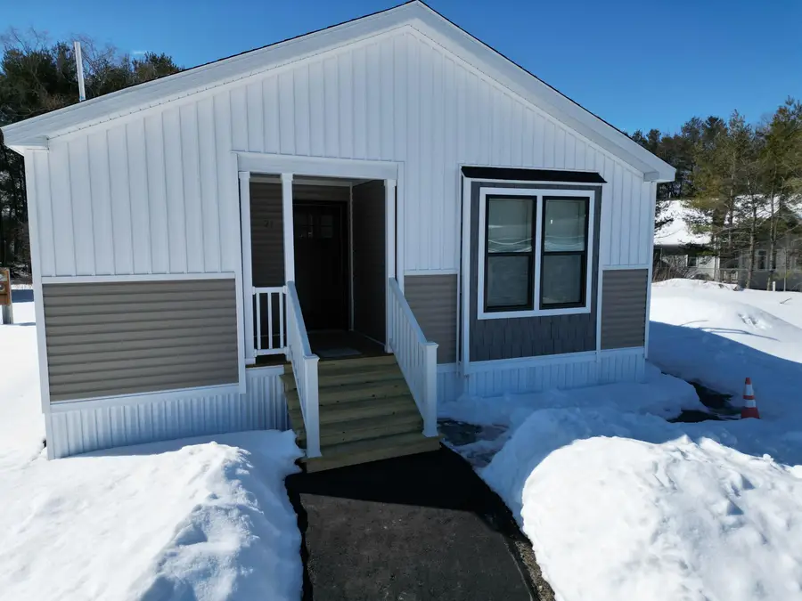 21 Shawn Avenue, Nashua, NH 03062 - #2