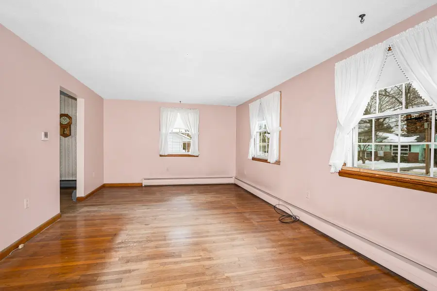 14 Spruce Street, Hudson, NH 03051 - #3