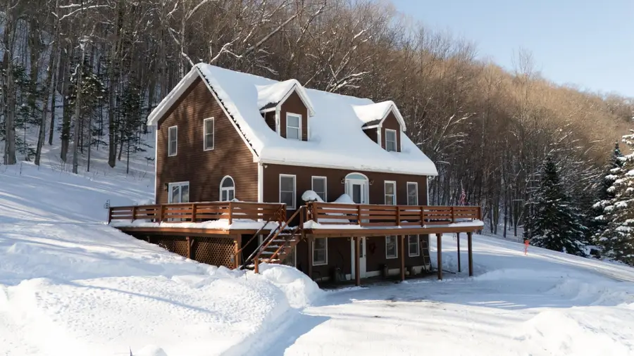 1465 West Echo Lake Road, Charleston, VT 05872 - #2