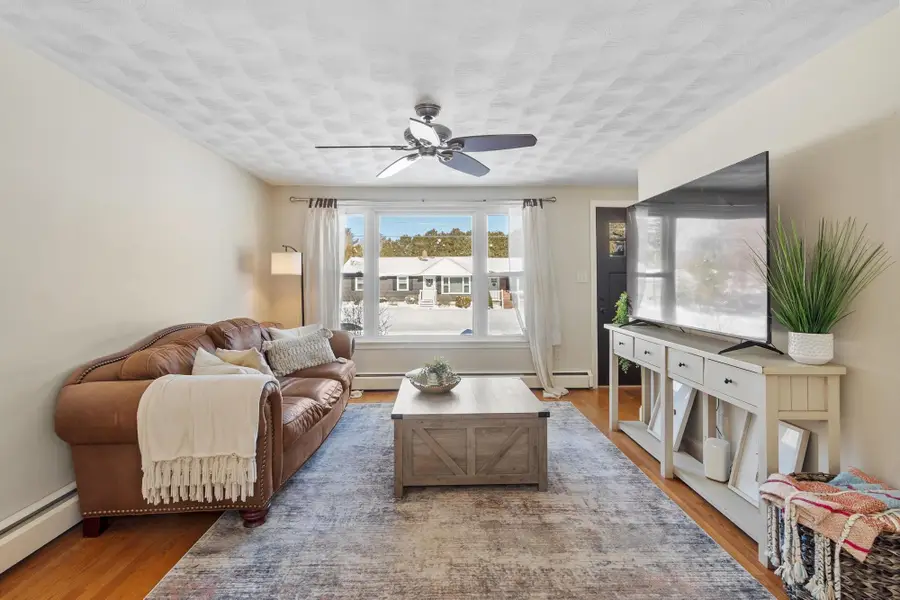 15 Briar Avenue, Salem, NH 03079 - #3