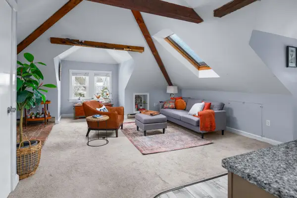 352 Miller Avenue, Portsmouth, NH 03801