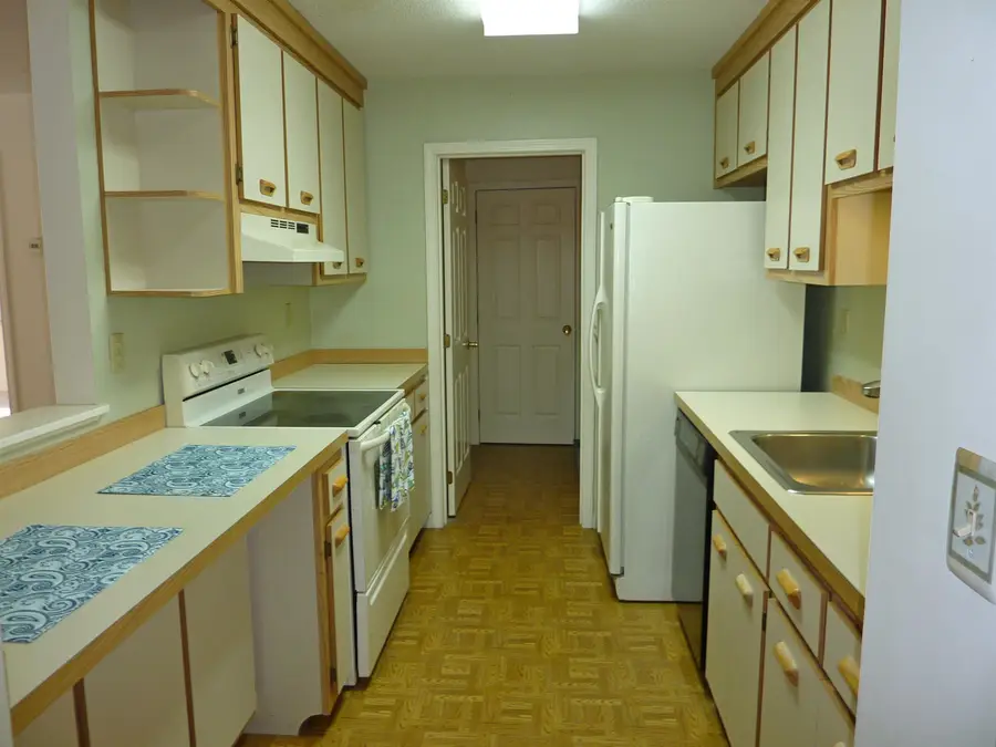 45 Dogwood Drive #208, Nashua, NH 03062 - #3