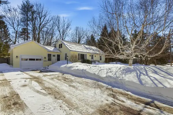 54 Harding Street, Rochester, NH 03867