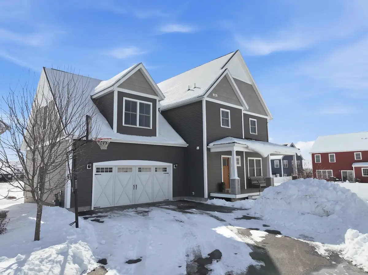 35 Fall Street, South Burlington, VT 05403 - #1