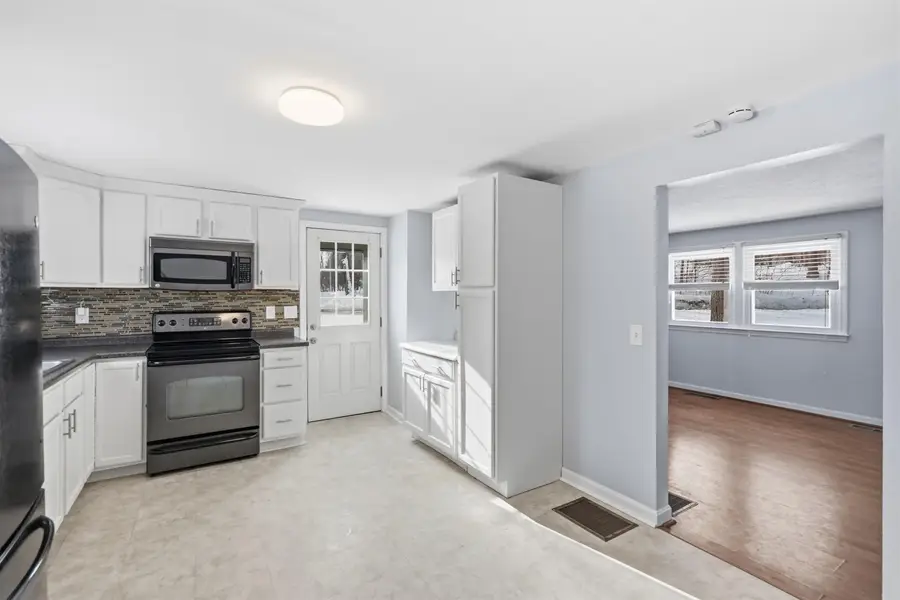 120 B Barretts Hill Road, Hudson, NH 03051 - #3