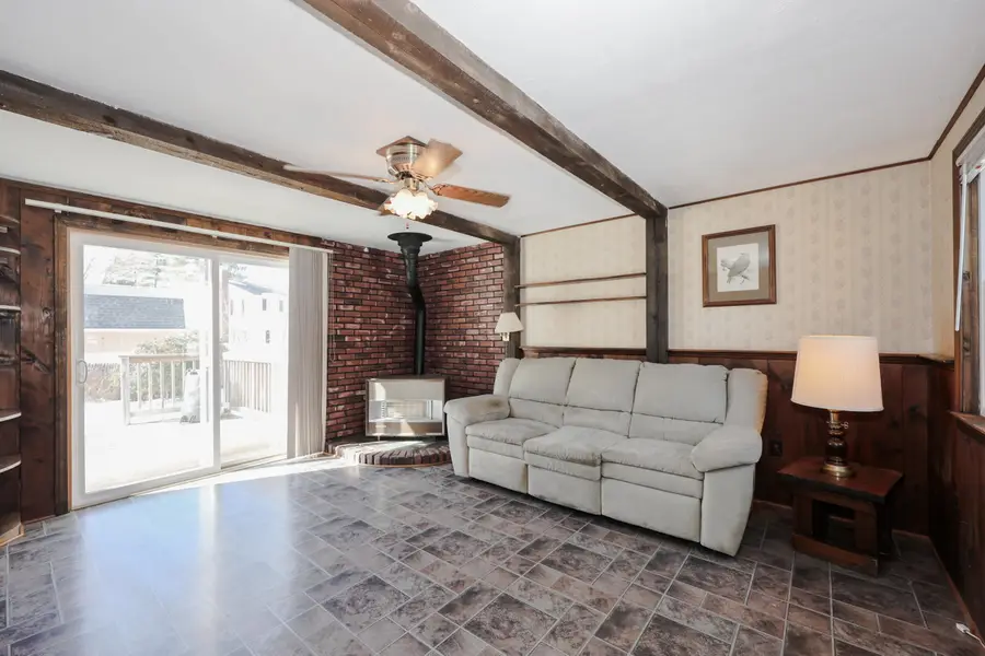 14 Terry Street, Nashua, NH 03064 - #2