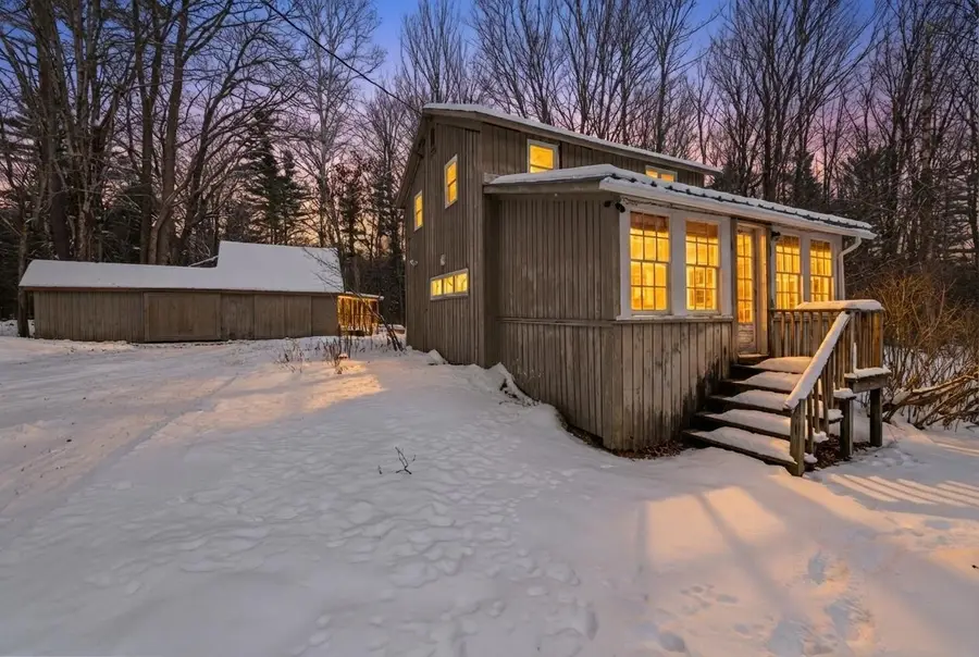 8 Avery Road, Campton, NH 03223 - #3