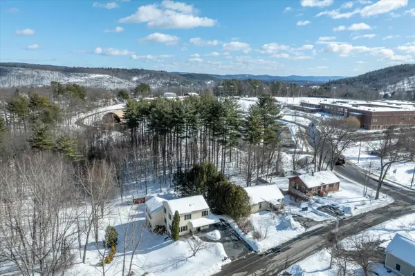 23 Wilsons Woods Road, Brattleboro, VT 05301