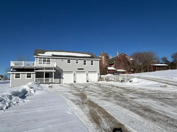 85 Elm Hill Drive, Clarendon, VT 05759