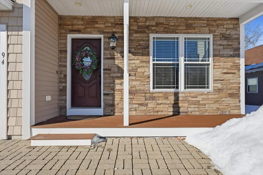 94 Tanager Circle, Pelham, NH 03076 - #3