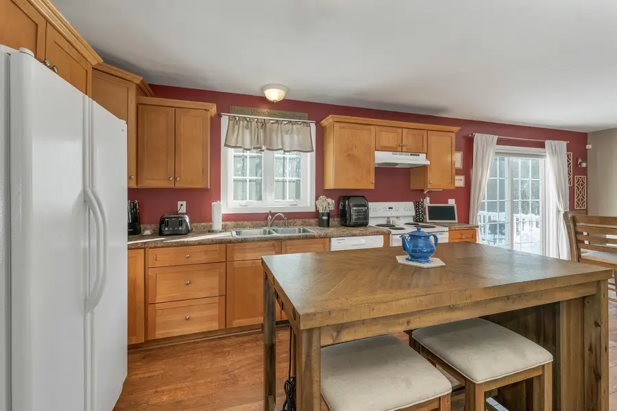 104 Weare Road, New Boston, NH 03070 - #3