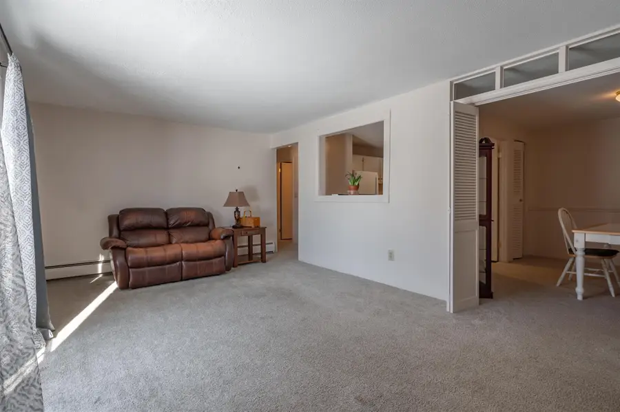 36 English Village Road #202R, Manchester, NH 03102 - #2