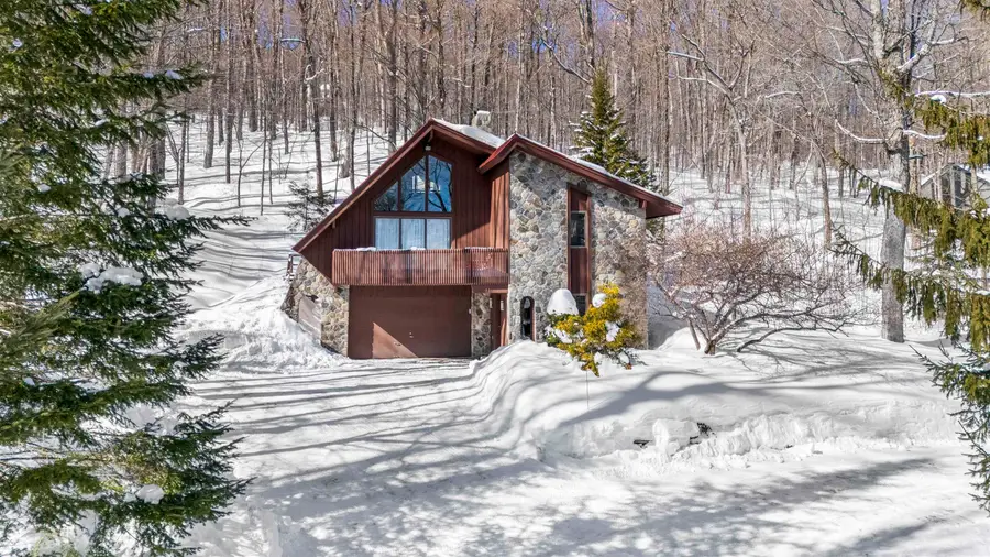 11 Roundtree Road, Winhall, VT 05340 - #2