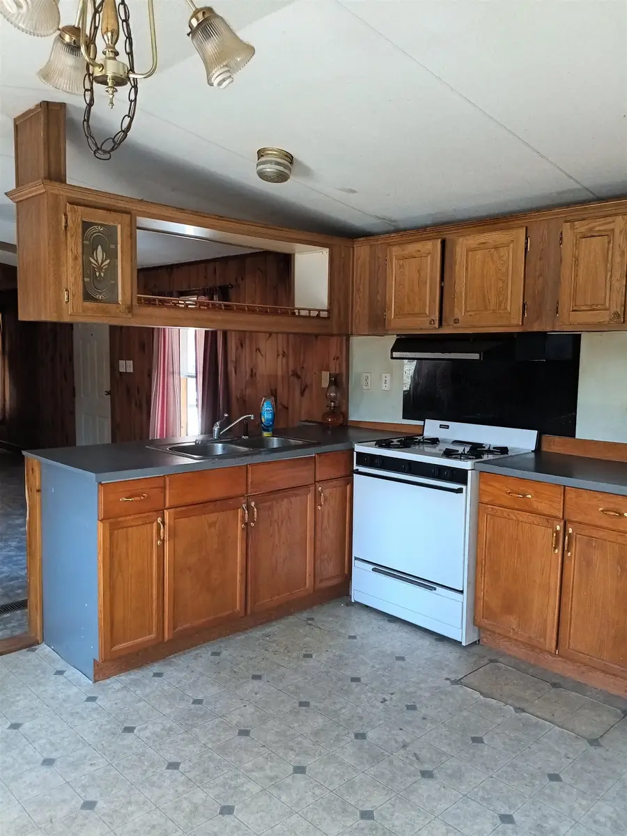 23 Deepwood Park, Brattleboro, VT 05301 - #2